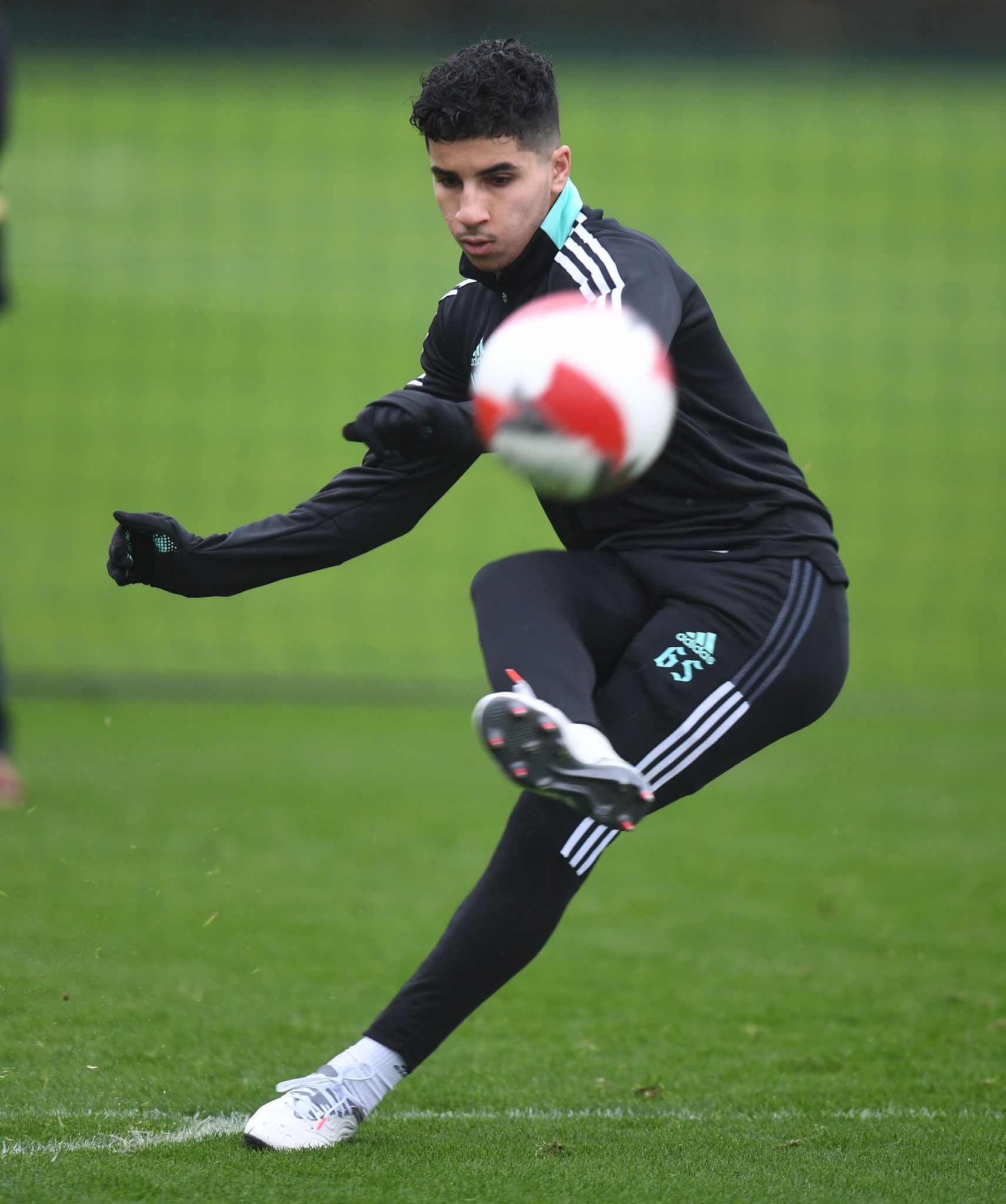 集结日华盛顿奇才备战足总杯，完成体检细节曝光，悬念犹存，细节决定成败的简单介绍-英雄联盟S15赛制