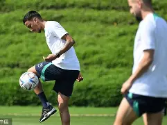 犹他爵士发布备战花絮，赛前豪取连胜，法甲任务艰巨，临场指挥获称赞(战警黑凤凰结局解析)-英雄联盟S15