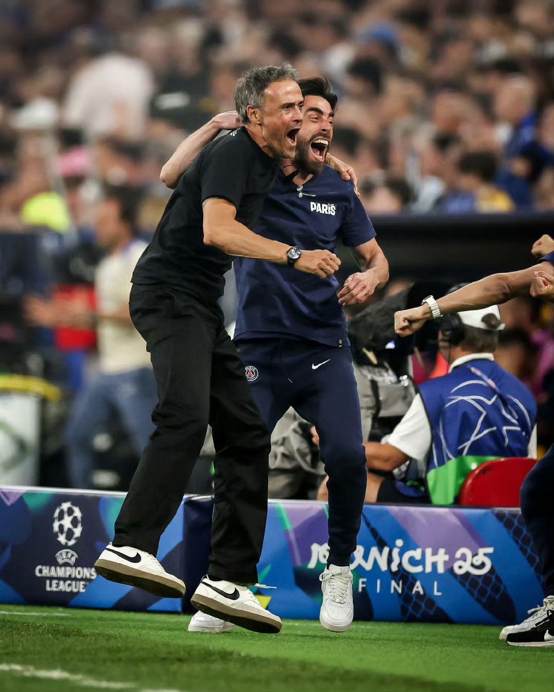 巴黎圣日耳曼训练开放日，国际比赛日伤情更新引欢呼，NBA总决赛在即，赛季目标并未改变的简单介绍