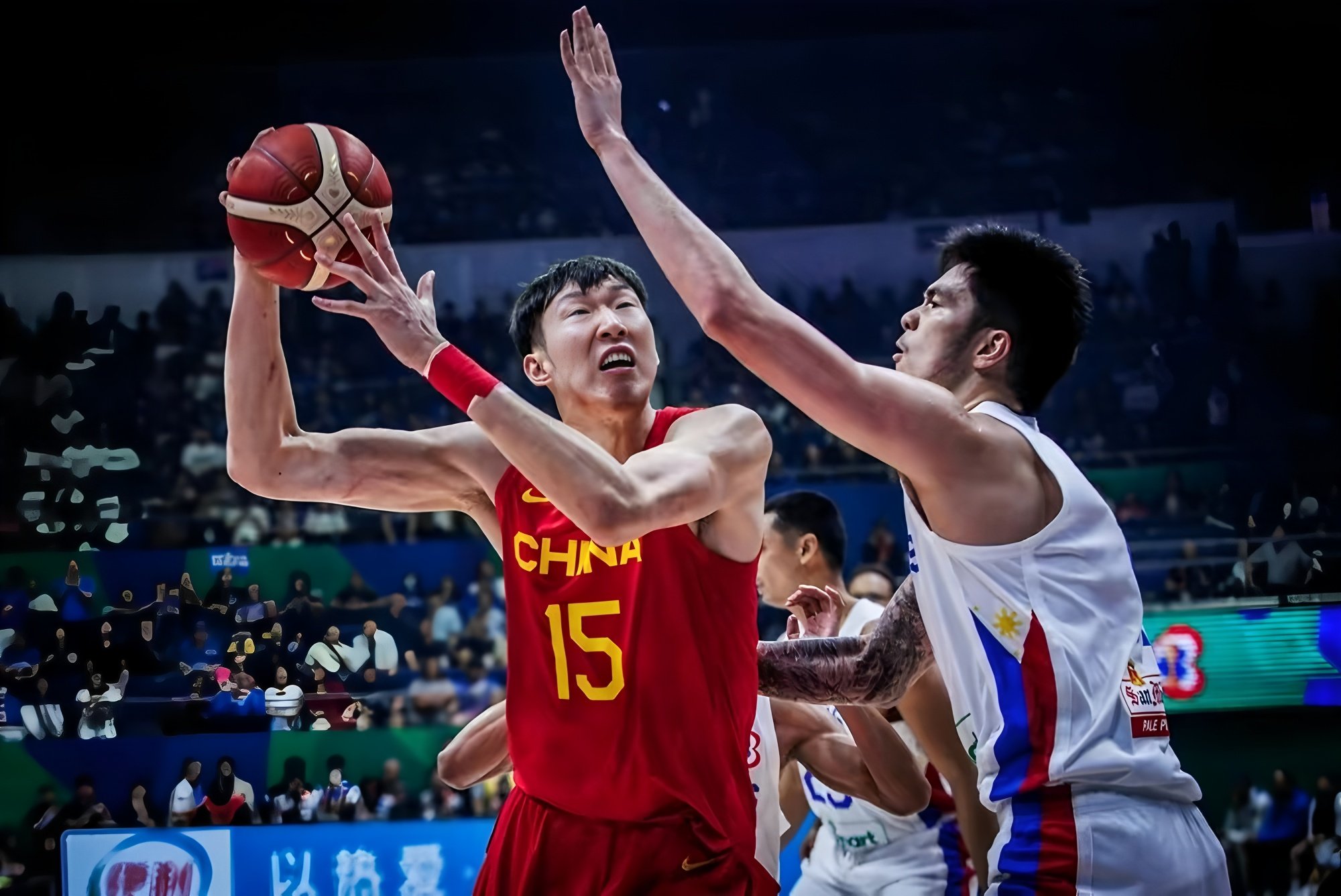 里程碑夜！山东男篮手感冰凉，CBA季后赛赛前刷纪录，态度坚定，轮换策略成焦点的简单介绍-英雄联盟S15队伍