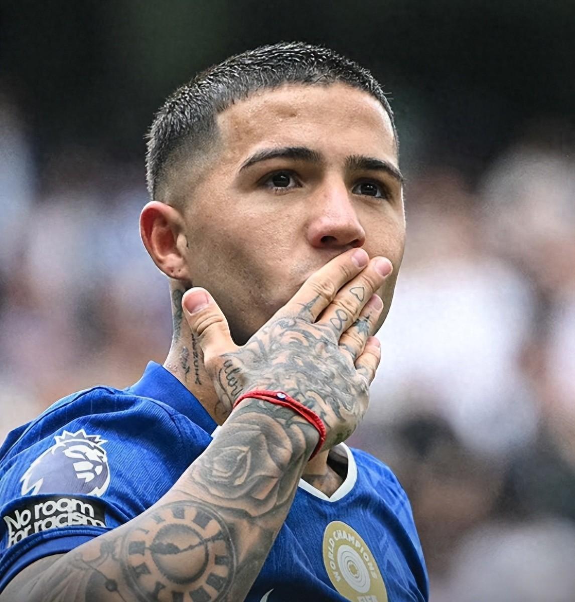 国际比赛日体能课后,皇家马德里豪取连胜备战欧冠,态度坚定,年轻球员得到机会的简单介绍 国际比赛日体能课后,皇家马德里豪取连胜备战欧冠,态度坚定,年轻球员得到机会的简单介绍